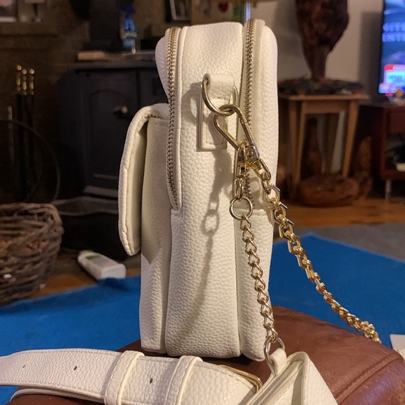 HOUSE OF HARLOW 1960 LUXE WHITE PEBBLED CROSSBODY BAG, CARD HOLDER, GOLD CHAINS - Picture 7 of 14